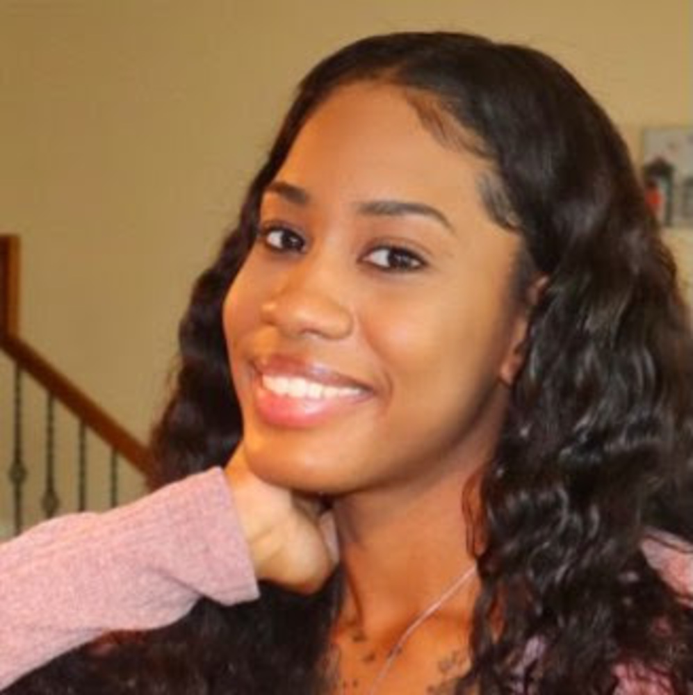 Meet your Posher, Candace